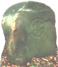 Grenzstein Feldflur / Wald